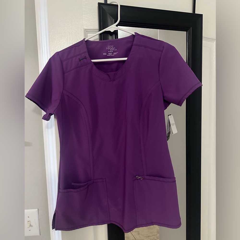 CHEROKEE INFINITY SCRUB SET- with JOGGERS- NWT ✨